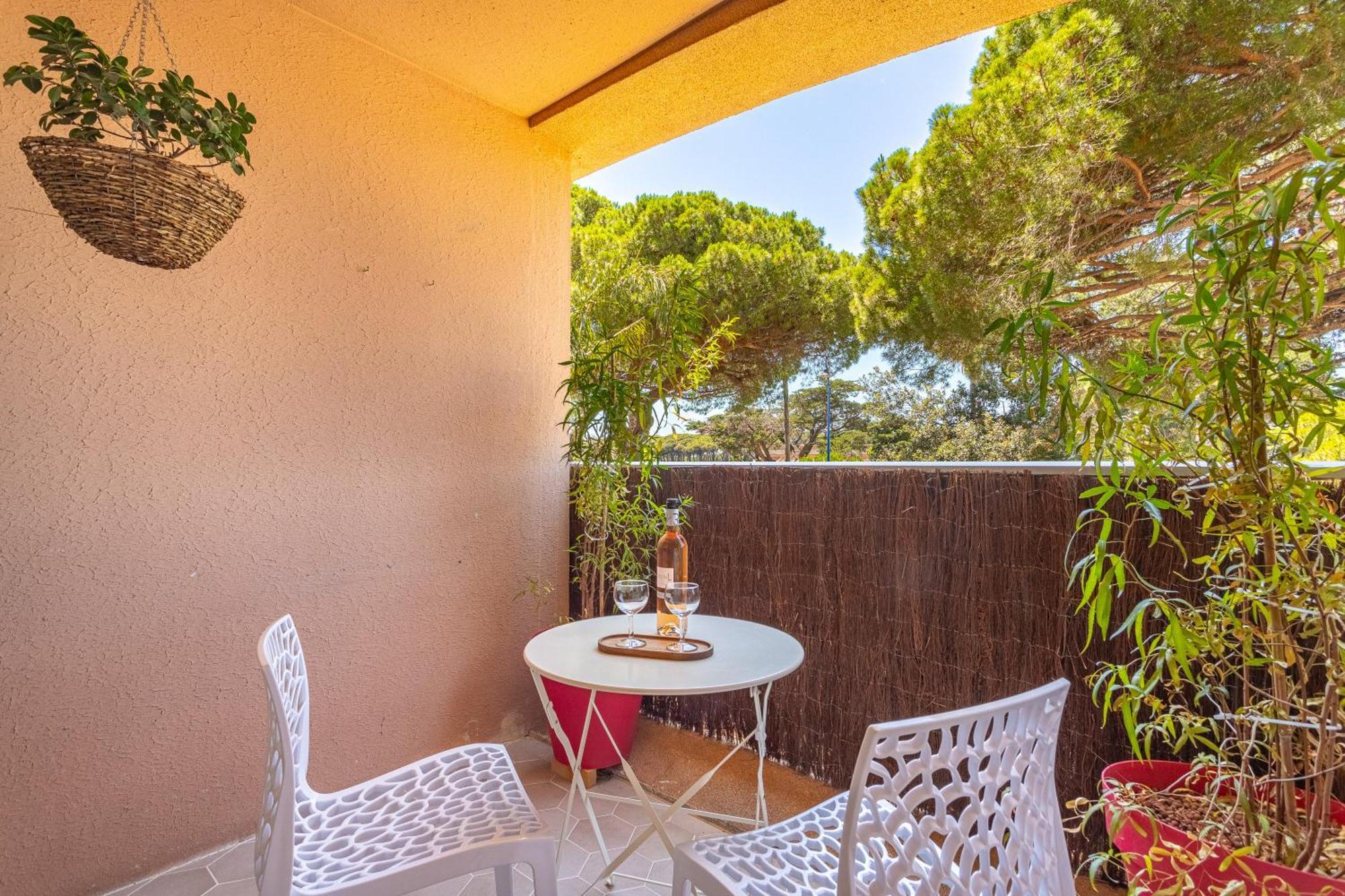 La Cigale Varoise - Hyeres La Plage Exterior photo
